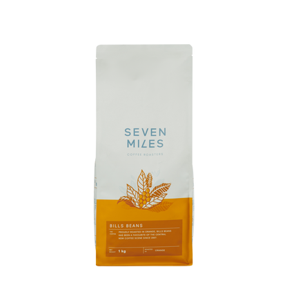 Seven Miles Coffee 1kg Mr Smooth is exactly that, a smooth blend which carries notes of silky caramel, juicy apricot, barley sugar, and stewed stone fruit with a long chocolaty finish. It’s a great all-rounder being perfect for milk-based coffees while at the same time tasting delicious served black. 